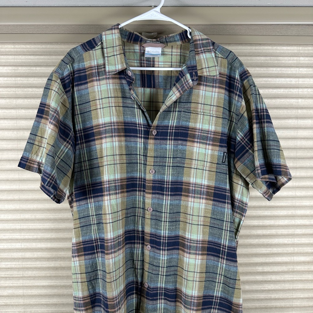 Columbia Casual Green and Purple Button Down Shirt